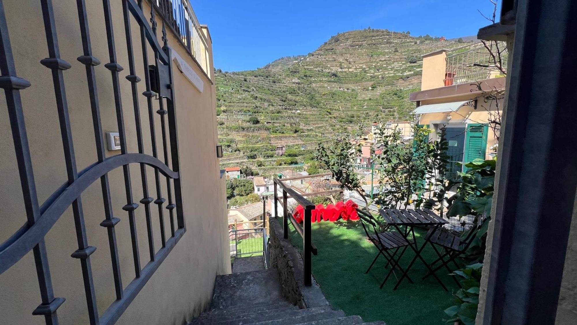 Orizzonti Apartments Manarola Bagian luar foto